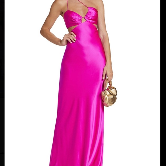 Assymeyrical pink backless gown! Stunning! Stunning! Stunning! - Picture 3 of 7